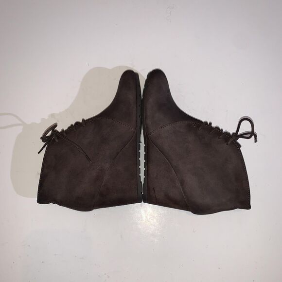 Clarks Boots Womens Size 5.5 Brown Suede Wedge Ankle Lace Up Booties - Picture 8 of 9